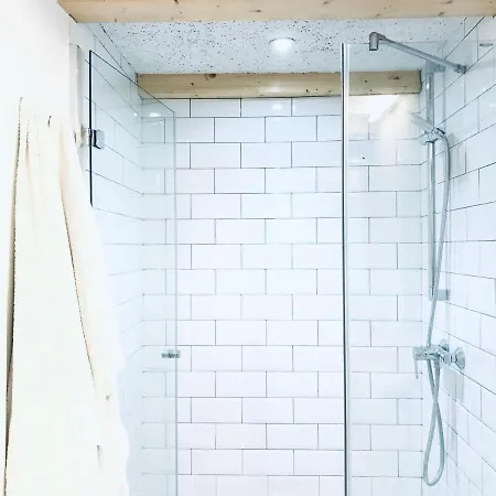 Enjoy The Old Town In A Full Renovated Duplex 아파트